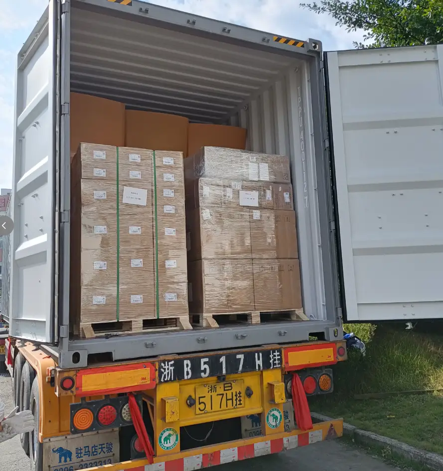 मध्यम-वोल्टेज स्विचगियर घटकों और ट्रांसफार्मरों के लिए XBRELE निर्यात पैकेजिंग और कंटेनर लोडिंग प्रक्रिया